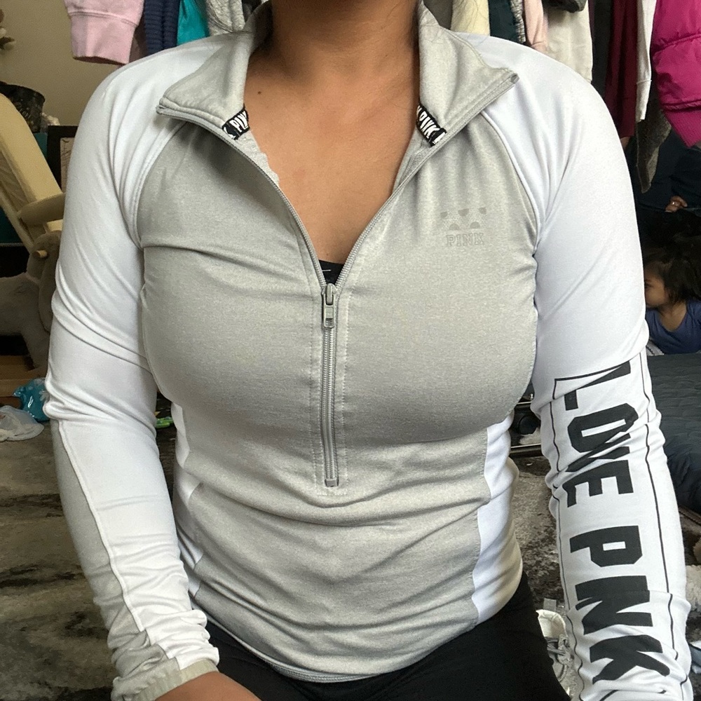 PINK sweater ‼️ - Picture 2 of 4